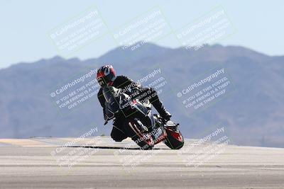 media/Oct-13-2025-Moto Forza (Mon) [[a66d839500]]/3-B Group/Session 4 (Turn 9)/